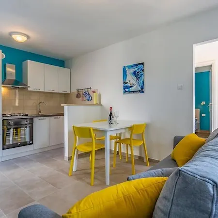 Apartment Newly Renovated With Terrace