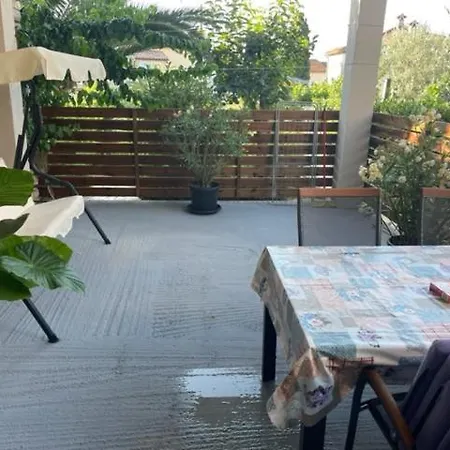 Apartment Newly Renovated With Terrace