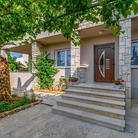 Newly Renovated With Terrace